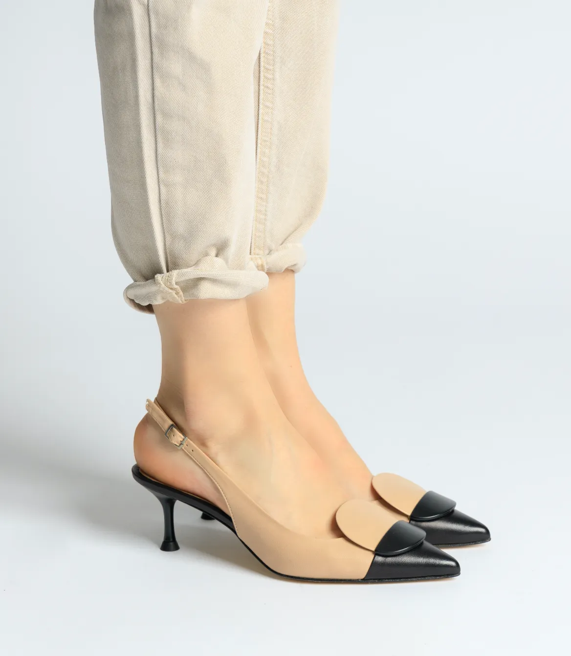 Capretto Circul Sling Back Heeled Shoes