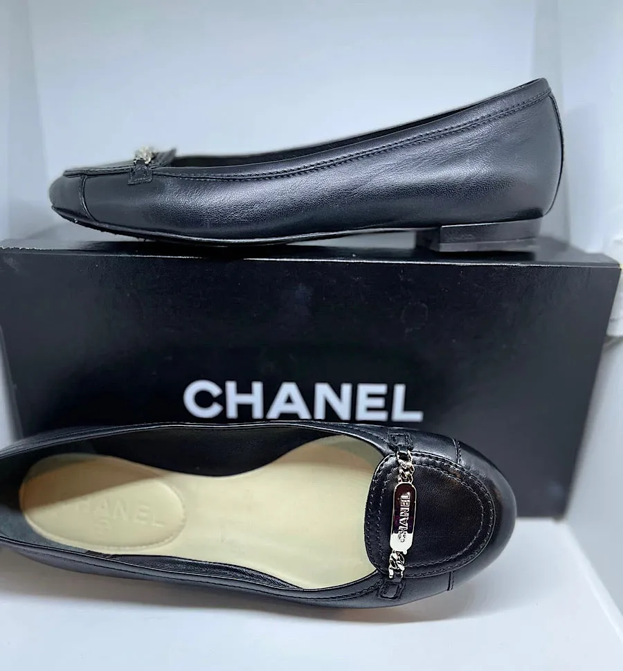 Chanel Black Leather loafer flat shoes EU 37 US 6.5