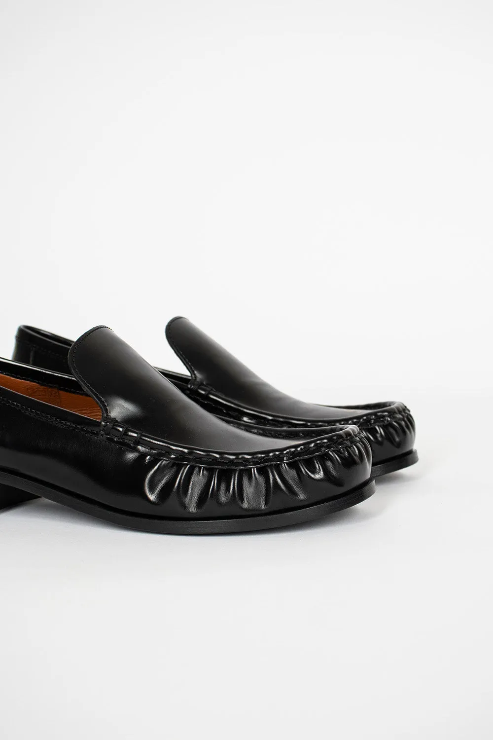 Initial Loafers Black