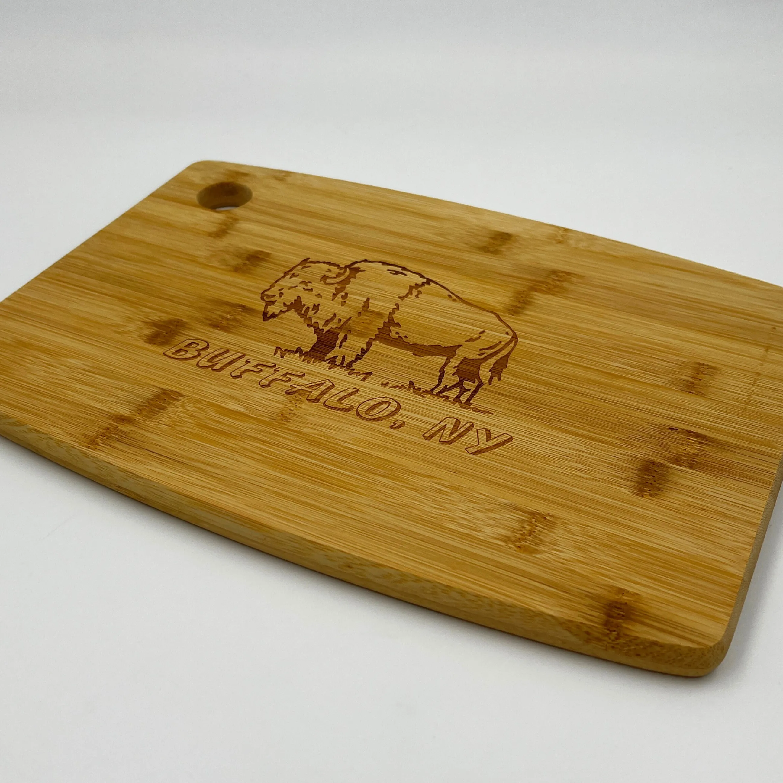 Standing Bison Buffalo, NY Bamboo Cutting Board