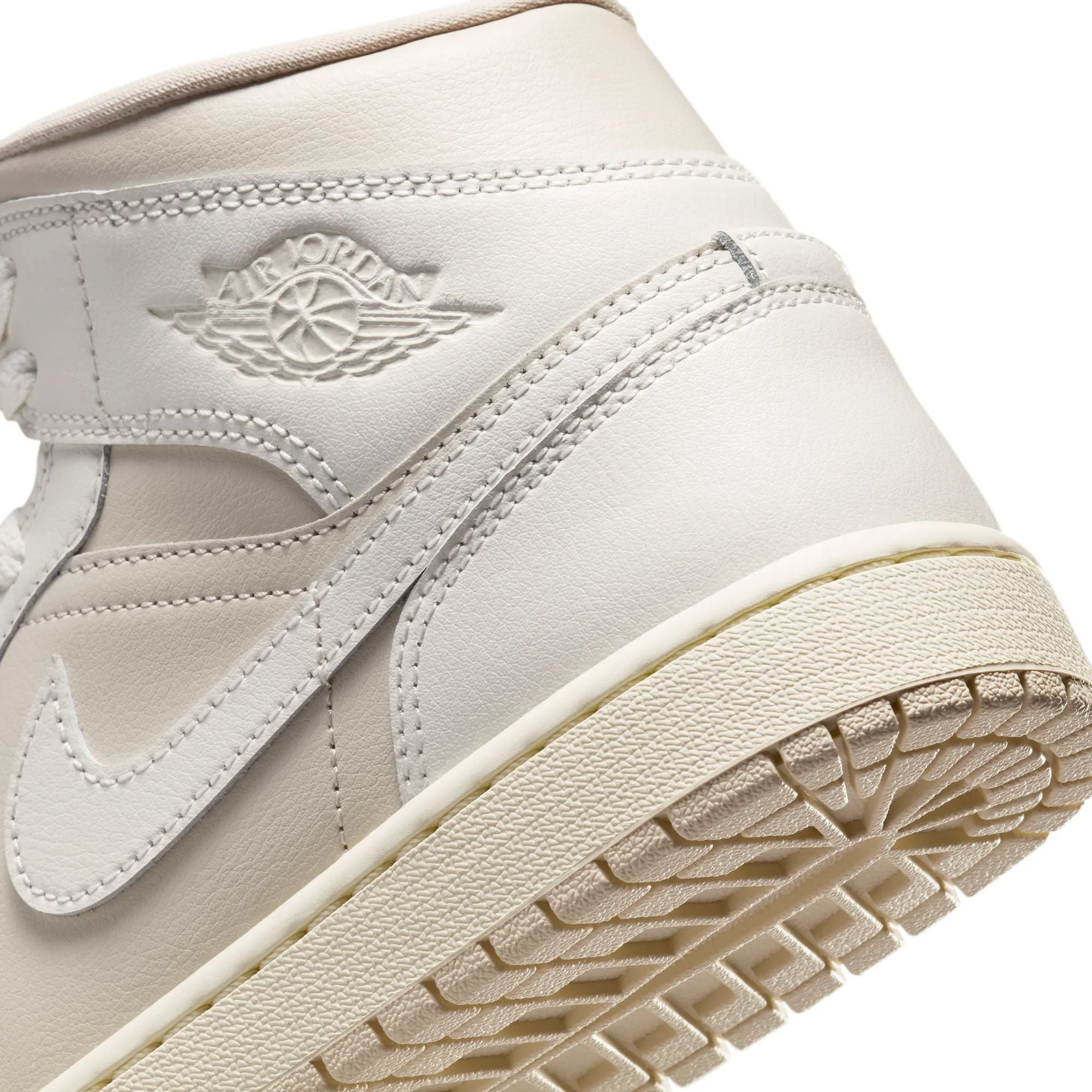 WMNS Air Jordan 1 Mid (Legend LT Brown/Sail/Muslin)